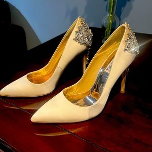 Badgley Mischka Collection